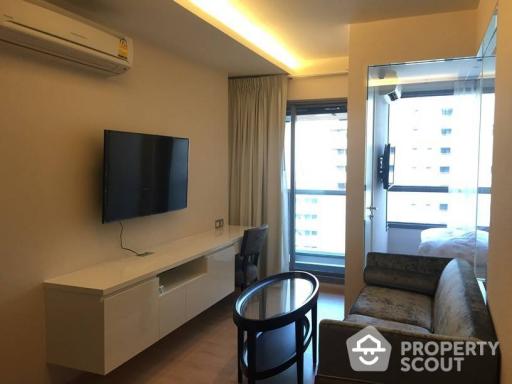 1-BR Condo at H Sukhumvit 43 near BTS Phrom Phong (ID 510966)