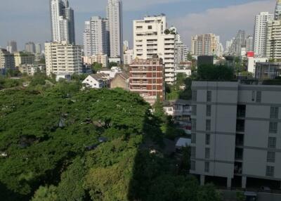 1-BR Condo at Edge Sukhumvit 23 near MRT Sukhumvit (ID 515094)