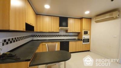 3-BR Condo at Kallista Mansion near ARL Makkasan