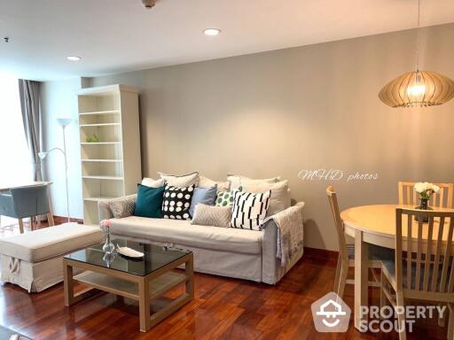 2-BR Condo at Urbana Langsuan Condominium near BTS Ratchadamri