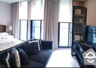 1-BR Condo at Noble Ploenchit near BTS Phloen Chit (ID 362939)