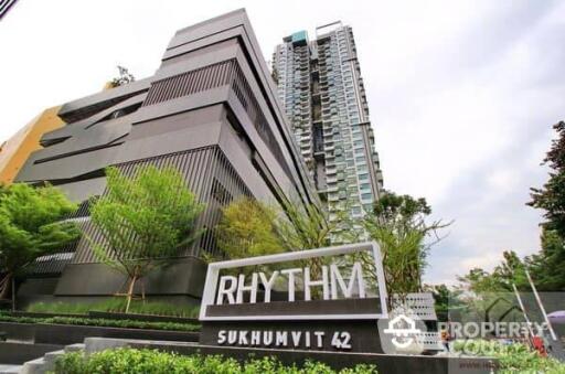 1-BR Condo at Rhythm Sukhumvit 42 near BTS Ekkamai