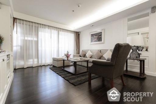 2-BR Apt. near BTS Chit Lom (ID 512126)