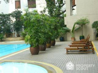 2-BR Condo at Sathorn Park Place Condominium near MRT Lumphini (ID 420858)