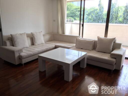 2-BR Apt. near BTS Asok (ID 399971)