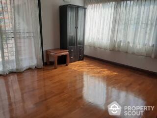 3-BR Apt. near BTS Phrom Phong