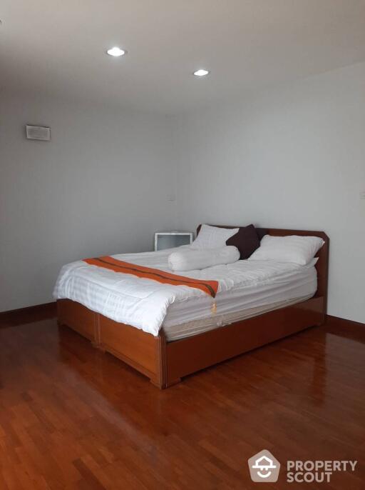 3-BR Apt. near BTS Phrom Phong