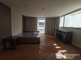 2-BR Condo at New House Condominium near BTS Chit Lom (ID 513721)