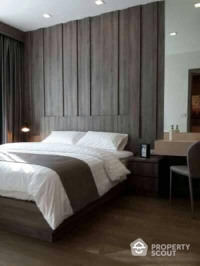 1-BR Condo at Trapezo Sukhumvit 16 near MRT Queen Sirikit National Convention Centre