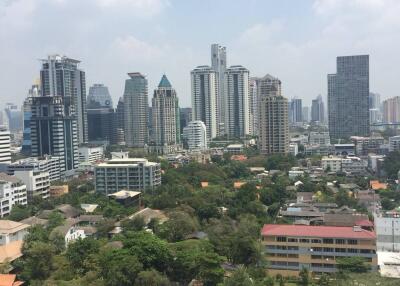 2-BR Condo at Rhythm Sathorn-Narathiwas near BTS Saphan Taksin (ID 515194)