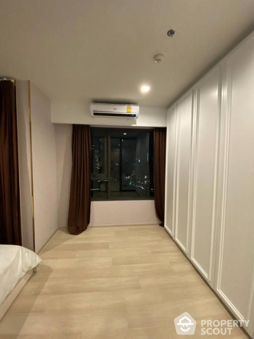 1-BR Condo at Life One Wireless near BTS Phloen Chit