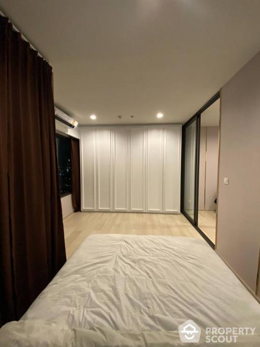 1-BR Condo at Life One Wireless near BTS Phloen Chit