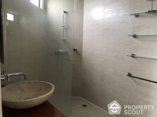 2-BR Condo at Wittayu Complex near BTS Phloen Chit