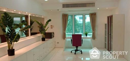 3-BR Apt. near MRT Sukhumvit