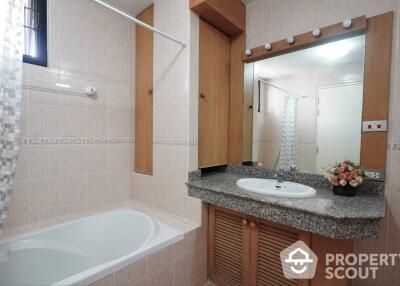 3-BR House near MRT Sam Yot (ID 511964)