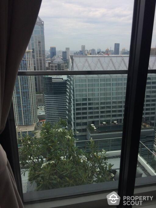 3-BR Condo at Noble Ploenchit near BTS Phloen Chit