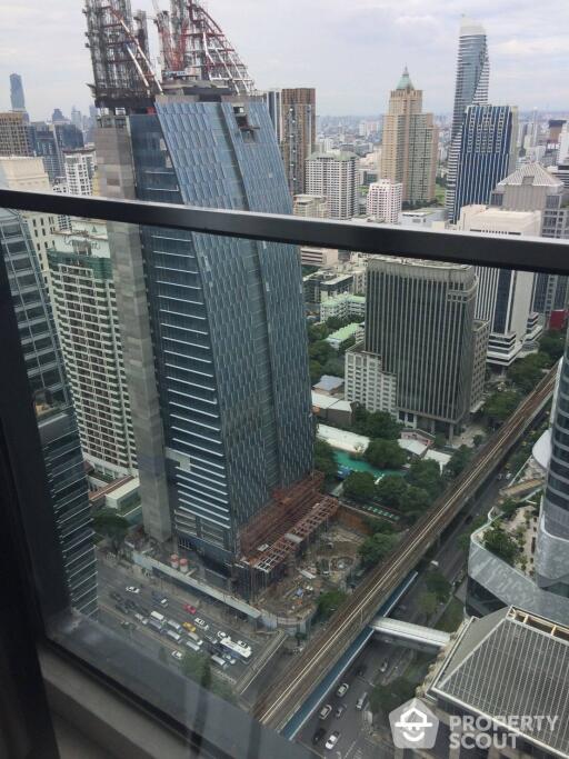 3-BR Condo at Noble Ploenchit near BTS Phloen Chit