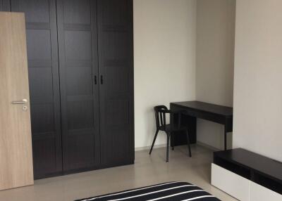 3-BR Condo at Noble Ploenchit near BTS Phloen Chit