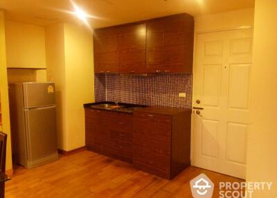 1-BR Condo at Regent Royal Place 1 Condominium near BTS Ratchadamri (ID 510570)