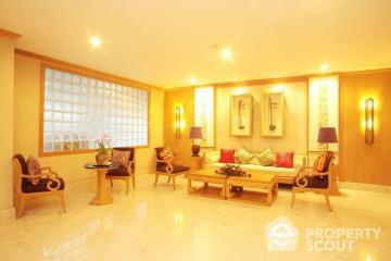 1-BR Apt. near MRT Sukhumvit