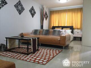 1-BR Condo at Condo One Thonglor Station near BTS Thong Lor