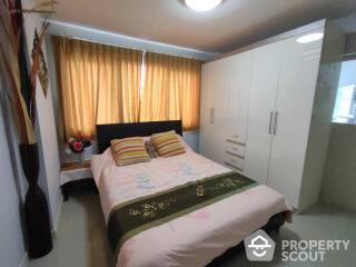 1-BR Condo at Condo One Thonglor Station near BTS Thong Lor