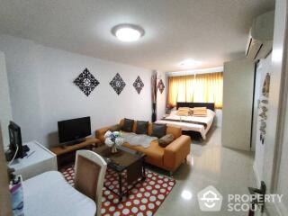 1-BR Condo at Condo One Thonglor Station near BTS Thong Lor