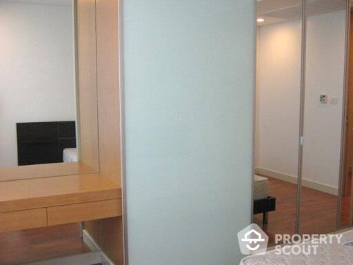 2-BR Apt. near BTS Asok (ID 509941)