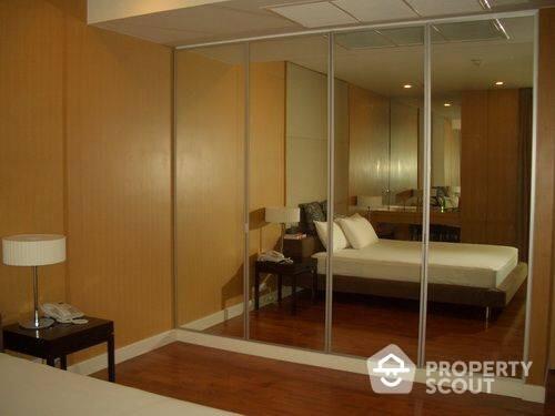 2-BR Apt. near BTS Asok