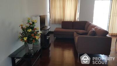 1-BR Condo at Pearl Garden Condominium near BTS Chong Nonsi