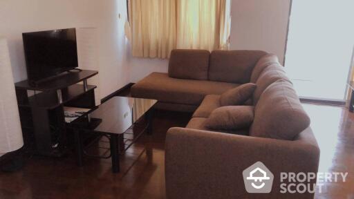 1-BR Condo at Pearl Garden Condominium near BTS Chong Nonsi