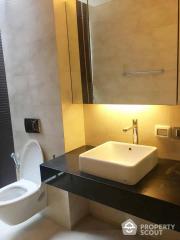 1-BR Condo at Saladaeng Residences near MRT Si Lom (ID 412511)