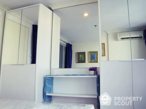 1-BR Condo at Grand Park View Asoke near MRT Sukhumvit