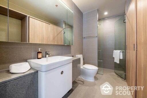 1-BR Condo at Noble Ploenchit near BTS Phloen Chit