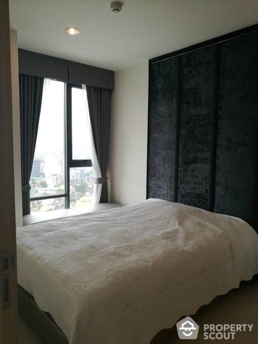 1-BR Condo at Rhythm Sukhumvit 42 near BTS Ekkamai