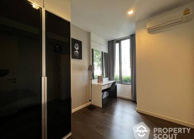 2-BR Condo at Nara 9 Sathorn-Narathiwas near BTS Chong Nonsi