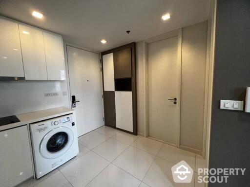 2-BR Condo at Nara 9 Sathorn-Narathiwas near BTS Chong Nonsi