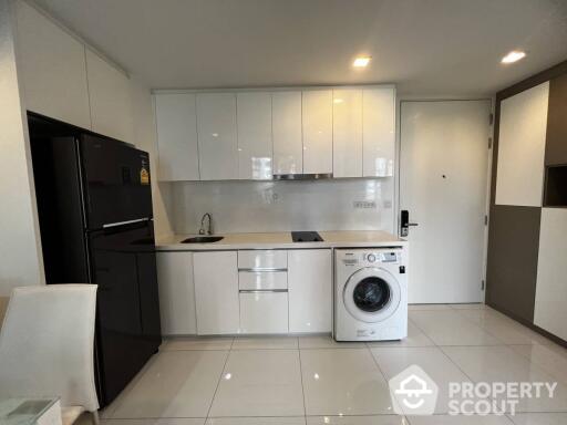 2-BR Condo at Nara 9 Sathorn-Narathiwas near BTS Chong Nonsi