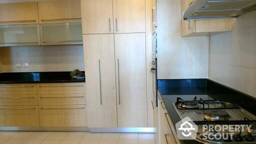 3-BR Apt. near BTS Phrom Phong (ID 511198)