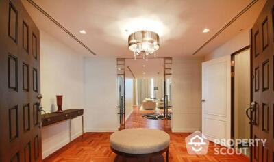 4-BR Penthouse at Baan Suanpetch Condominium near BTS Phrom Phong