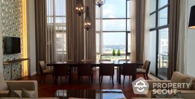 4-BR Penthouse at Baan Suanpetch Condominium near BTS Phrom Phong