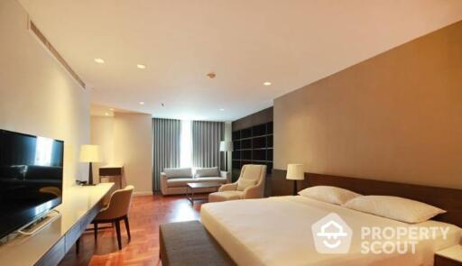 4-BR Penthouse at Baan Suanpetch Condominium near BTS Phrom Phong