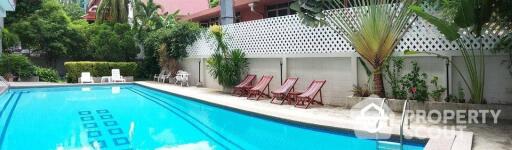 3-BR Condo at Baan Prida Condominium near BTS Nana