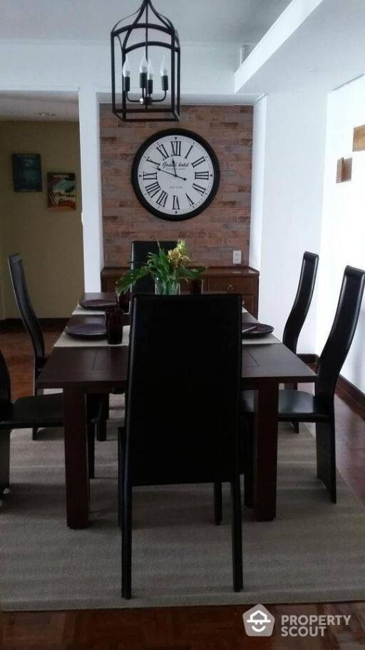 3-BR Condo at Baan Prida Condominium near BTS Nana