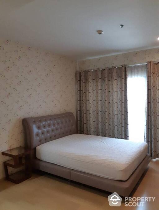 1-BR Condo at Noble Reform Aree near BTS Ari