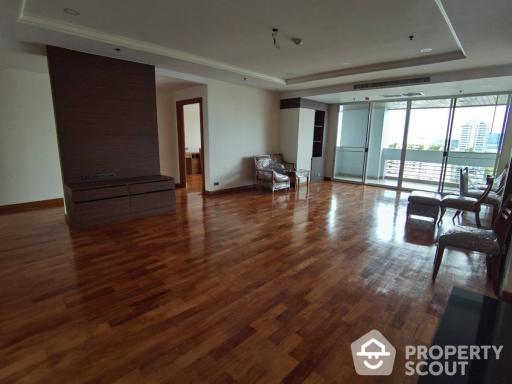 3-BR Condo at Bt Residence near BTS Nana (ID 515159)