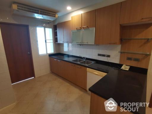 3-BR Condo at Bt Residence near BTS Nana (ID 515159)