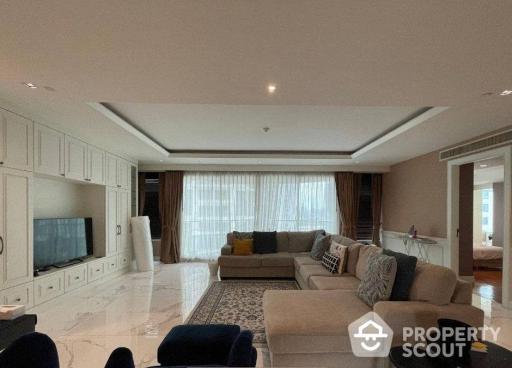 4-BR Condo at Ideal 24 Condominium near MRT Queen Sirikit National Convention Centre