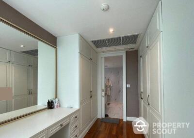 4-BR Condo at Ideal 24 Condominium near MRT Queen Sirikit National Convention Centre