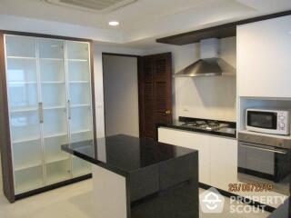 4-BR Apt. near MRT Sukhumvit (ID 511821)